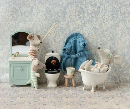 Maileg Bathtub, Mouse Jelly cat